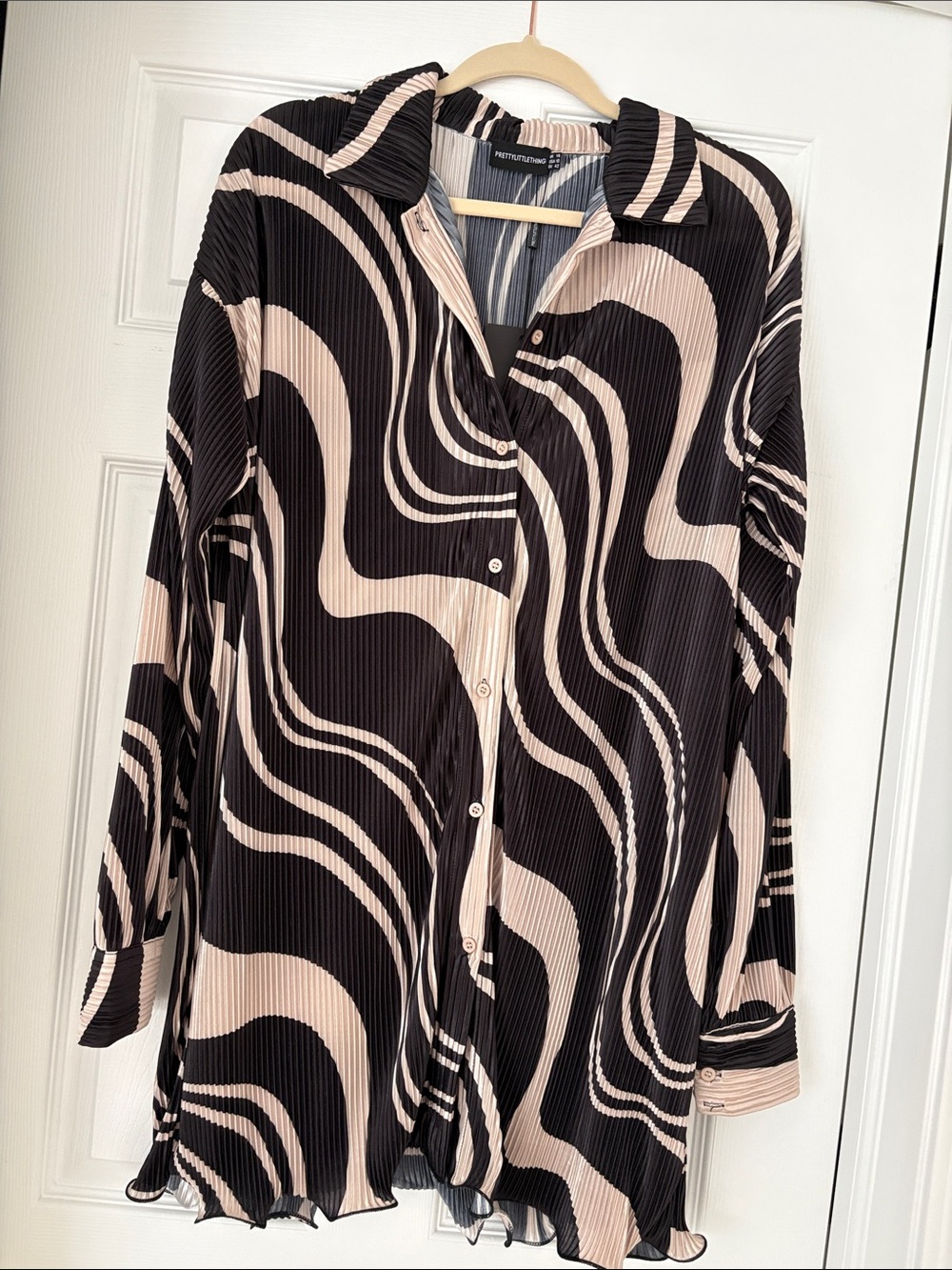Black swirl print plisse frill hem shirt dress